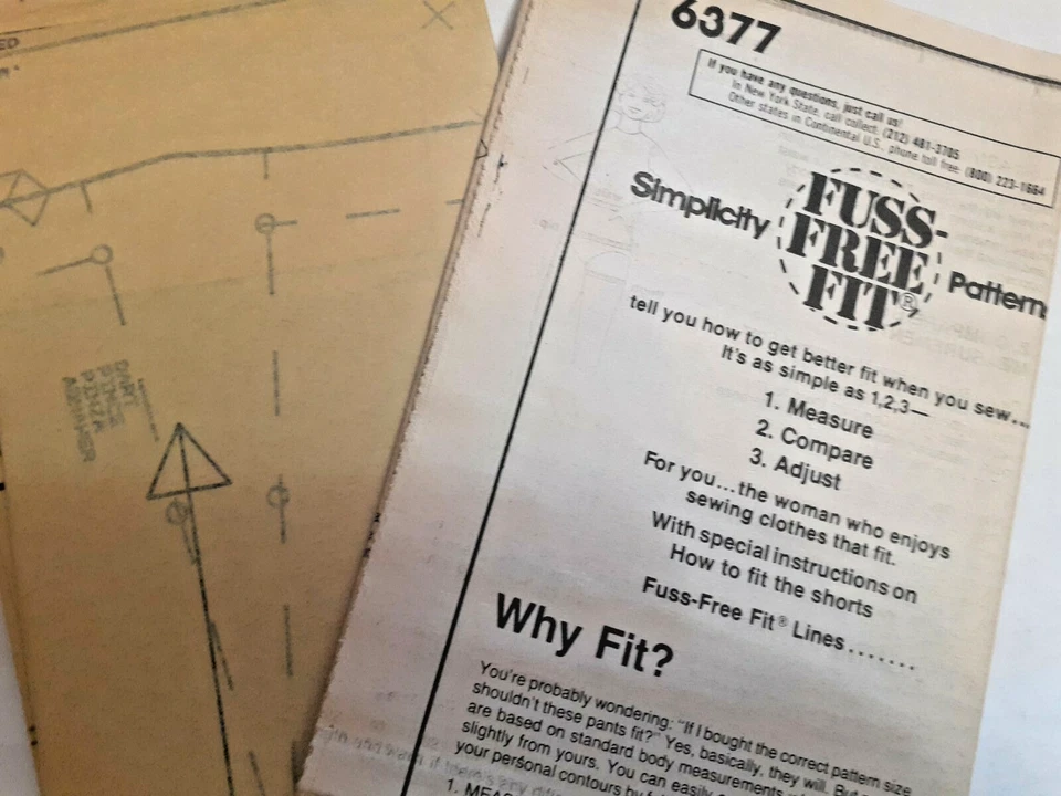 Simplicity 6377 Shorts Bermuda Walking Pleated Sewing Pattern Ladies 10 UC VTG - Image 4 of 4