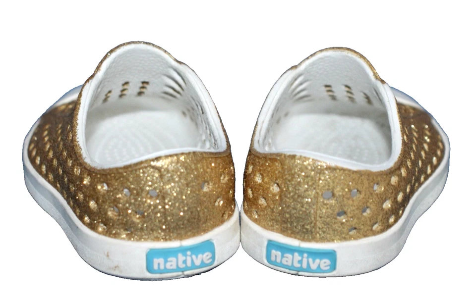 Zapatilla deportiva NATIVA Kids Bling Glitter Jefferson para niños pequeños talla C-4 dorada blanca sin cordones Foto 3 de 4