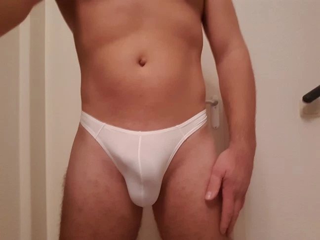 Men Ice Silk Pouch Thong Sexy Underwear Male Elastic G string Mini