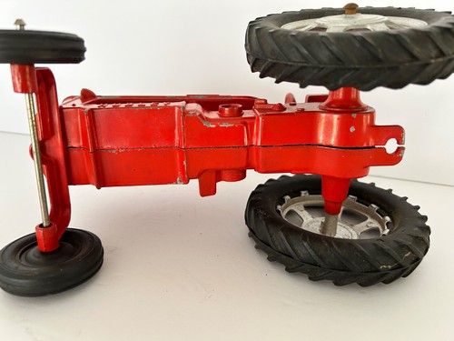 Vintage Hubley 1/16 IH Farmall H M Tractor Toy Model Die Cast USA Farm - Picture 10 of 12