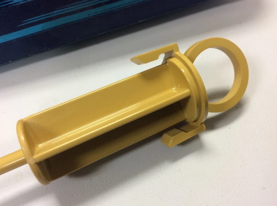 NOS 1981-90 Ford Escort Mercury Lynx Power Steering Pump Fluid Indicator NEW - Image 3 of 4