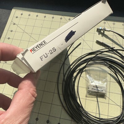 KEYENCE FU-25 Fiber Optic Sensors FU25 New In Box One Fast Shipping