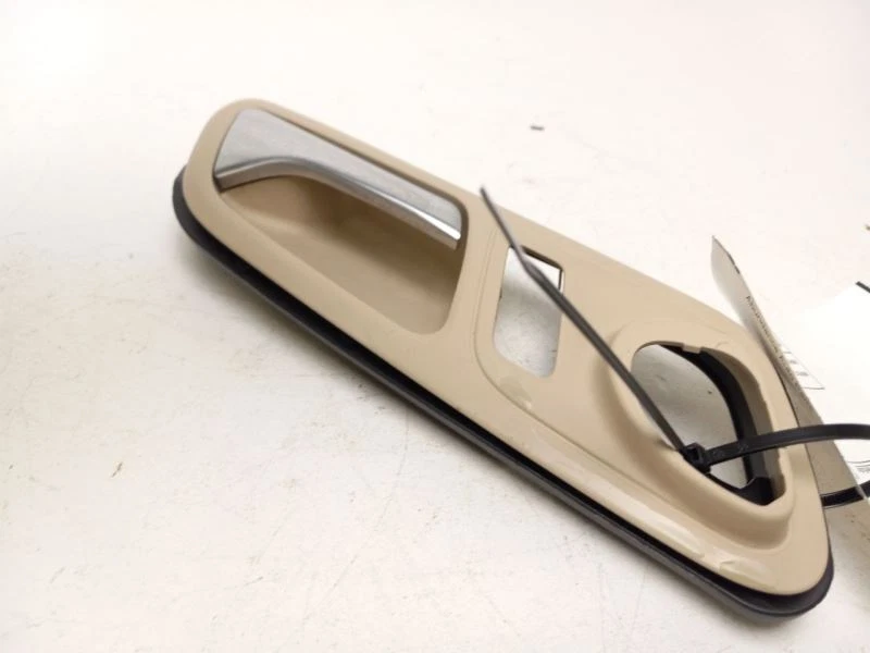 2009-2017 VOLKSWAGEN CC РУЧКА ВНУТРЕННЕЙ ДВЕРИ ЗАДНЕГО ПАССАЖИРА - Изображение 3 из 4