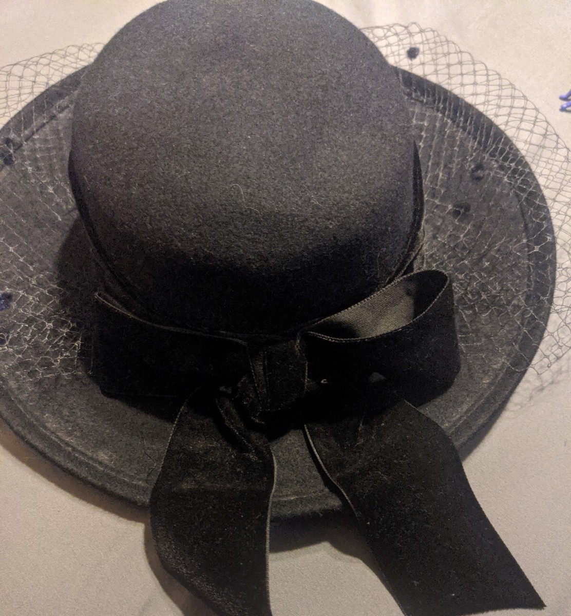 Vintage Womens Betmar New York 100% Wool Black Hat Round Feathers Union Made USA s-l400.jpg main image 4