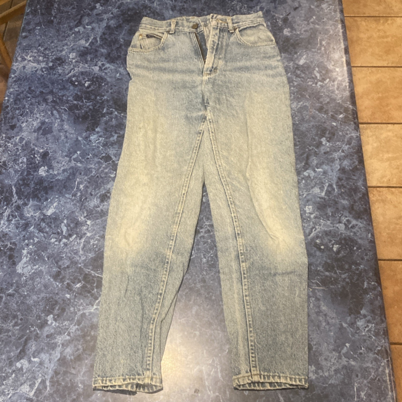 Lee Women's Blue Medium Wash Straight Leg Jeans Regular Fit Mid Rise