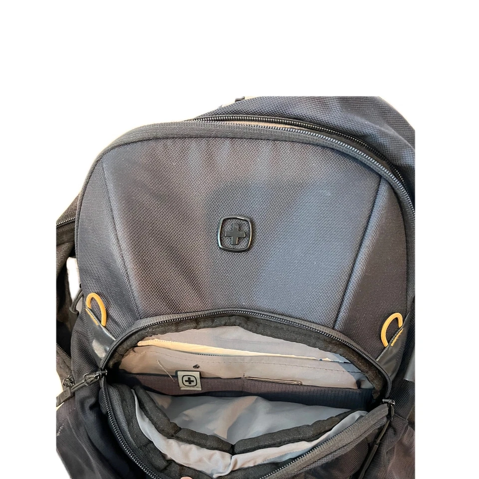 Swissgear 8168 15" Mochila para Laptop Negra Negra Foto 3 de 4