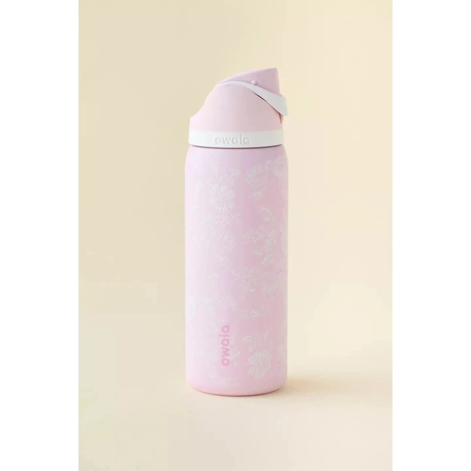 Owala Freesip 32oz Girl Pink Ribbon Toile UO Urban Outfitters Cup Bottle New Box - Image 4 of 4