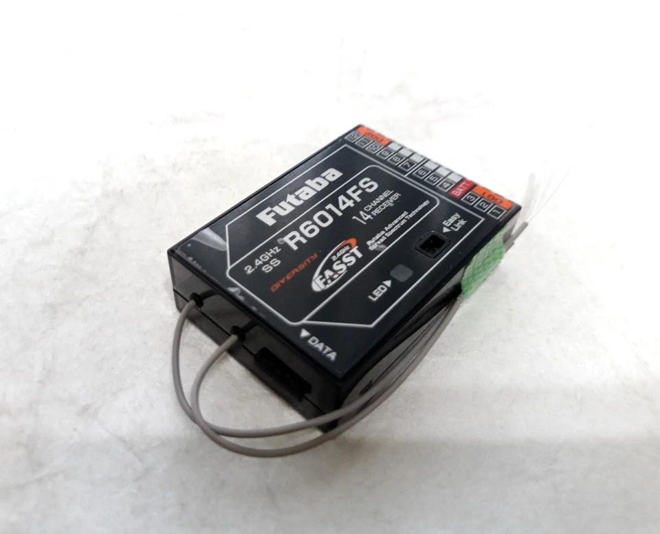 Futaba R6014FS 14Channel 2.4Ghz FASST SS Telemetry Receiver - Image 4 of 4