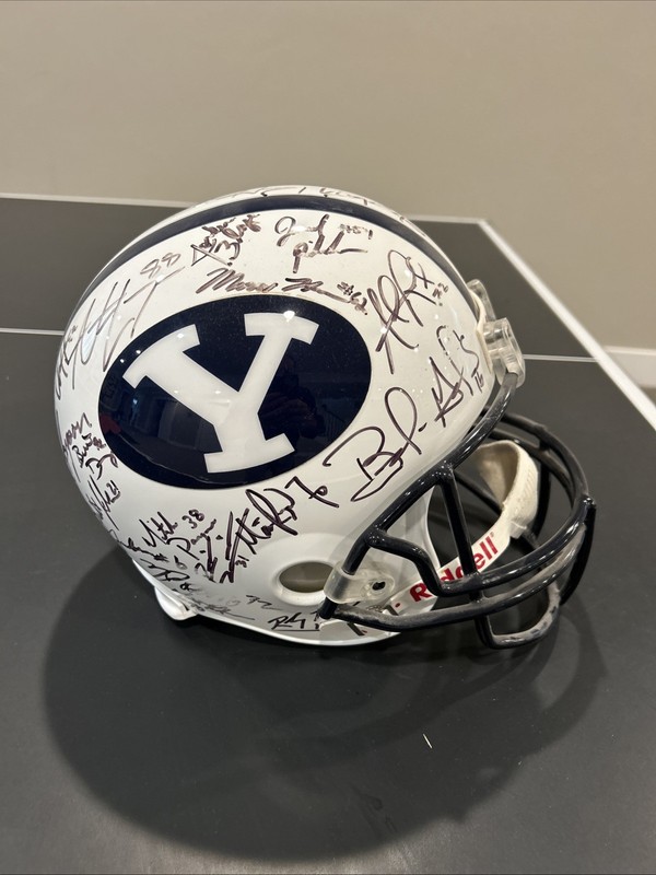 BYU Team Autograph Full-size Replica Helmet 2009/2010 Team