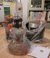 Philips Viva Collection Compact Juicer HR1832/01 Black