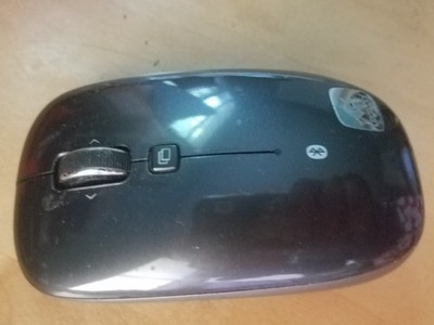 Logitech  Wireless Mouse M555b - Bluetooth Wireless - Used Great condition