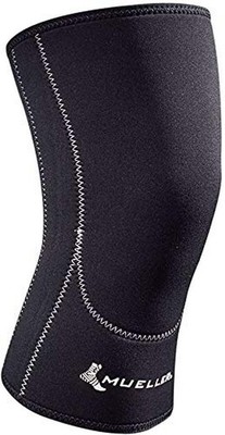 Mueller Closed Patella Knee Sleeve, Medium