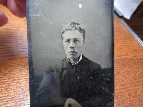 Antique Tintype Young Handsome Man 3-1/2"x2-1/2" - Picture 3 of 4