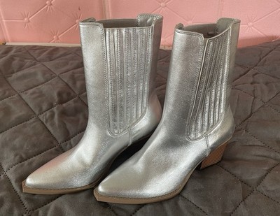 FOREVER 21 Women s Silver Ankle Bootie US 6 Pointed Toe Block Heel Logo