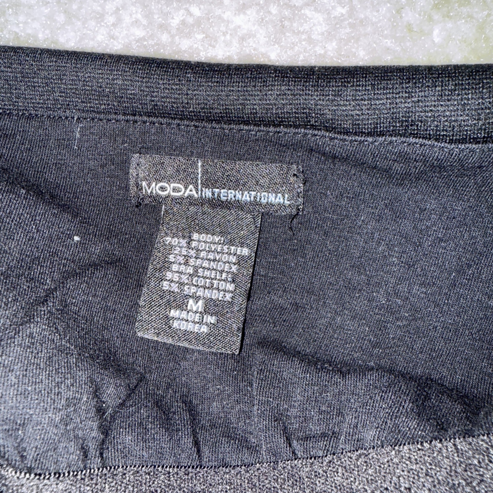 Moda International Women Solid Black Strapless Mi… - image 3