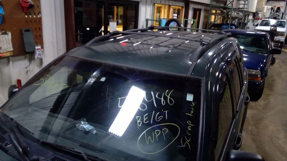 (LOCAL PICKUP ONLY) Front Bumper Textured Bumper Fits 99-03 GRAND CHEROKEE 41665 Foto 3 de 4