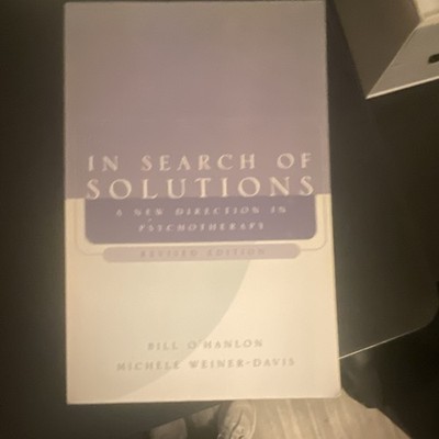 In Search of Solutions by Bill O'Hanlon, Michele Weiner-Davis (Paperback, Revis 