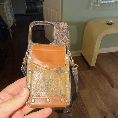 Louis Vuitton Phone Case Used for i phone 16 pro