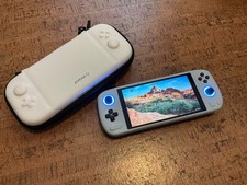 AYANEO AIR Plus 7320 Mendocino handheld gaming PC system (16GB ram/512GB SSD) image
