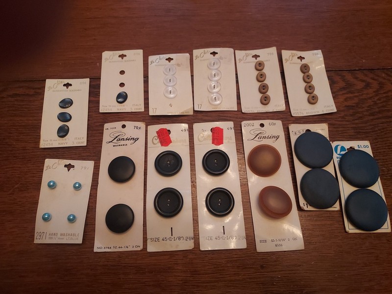 Vintage Button Lot  13 Cards Various Assortment 