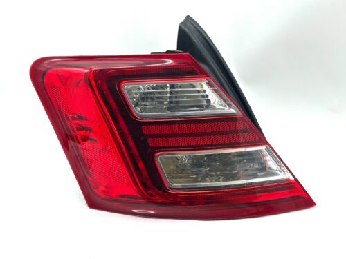 OEM 2013-2019 Ford Taurus Left Side W/o Police Package Quarter Mounted Taillight - Picture 2 of 7