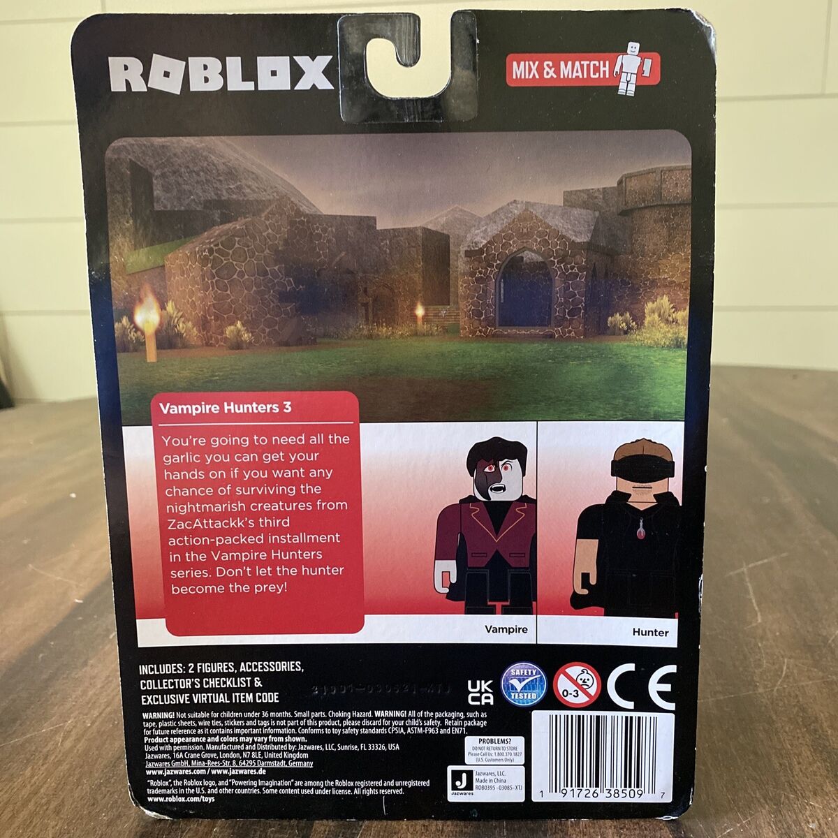 Roblox Vampire Hunters 3 - 2.5 Action Figure 2-Pack - 6 Pcs w/ Virtual  Item New