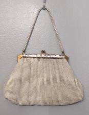 Vintage Whiting  Davis purse Beige Inlaid Metal mesh Scalloped Frame 9.5  X 5  
