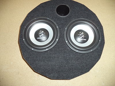 Reserveradgehäuse, inkl. Ground Zero 2x8'' Subwoofer