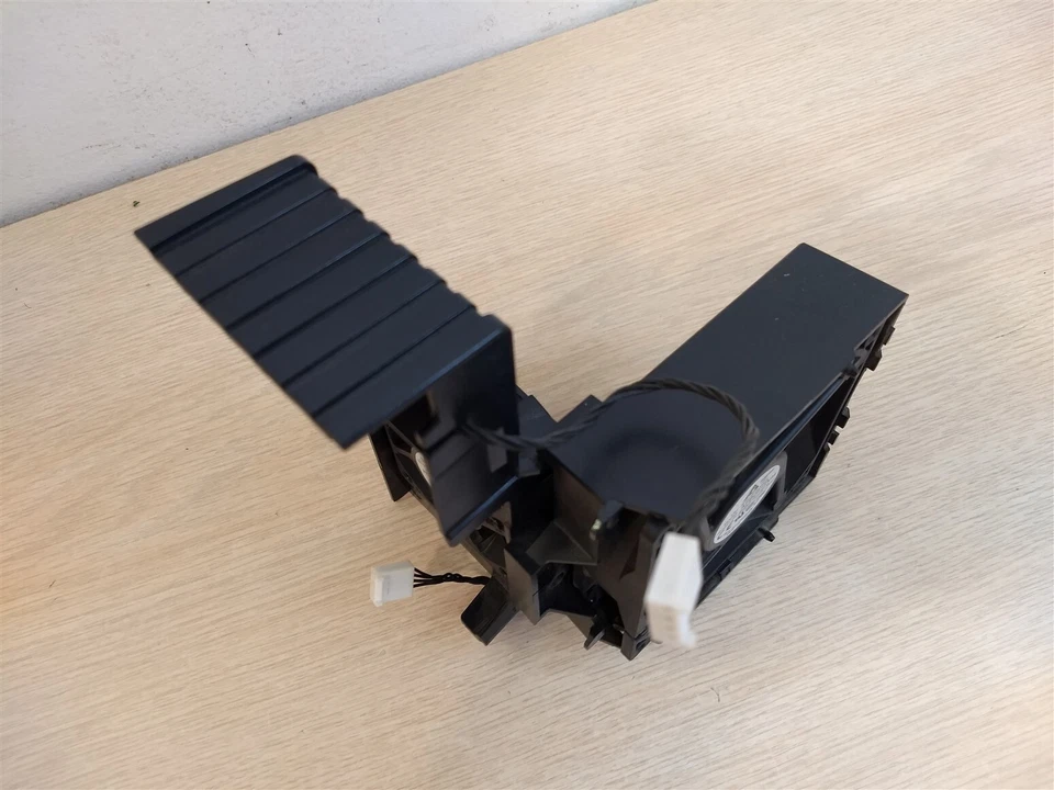 HP Z420 WORKSTATION MEMORY COOLING FAN ASSEMBLY 663069-001/647292-001/653905-001 - Image 4 of 4