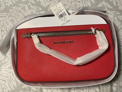 Michael Kors Raeキルティングナイロンバックパック ワインレッド Michael Kors Raeキルティングナイロンバックパック ワイン