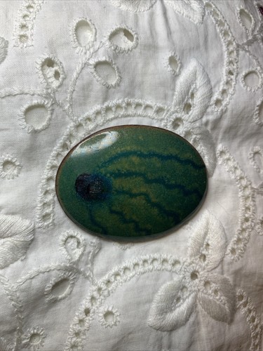Broche prendedor moderno vintage de mediados de siglo esmaltado sobre cobre azul verde ovalado abstracto - Imagen 4 de 6