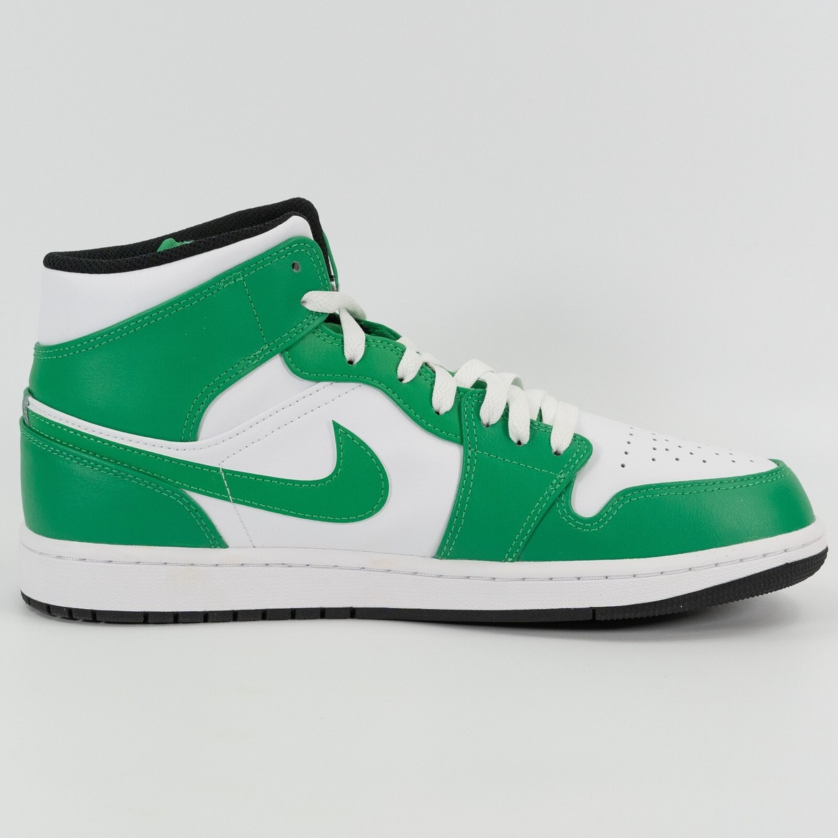 シューズ(男性用) Nike Air Jordan 1 Mid \"Lucky Green\" Nike Air Jordan 1 Mid Lucky Green Youth Size GS Retro