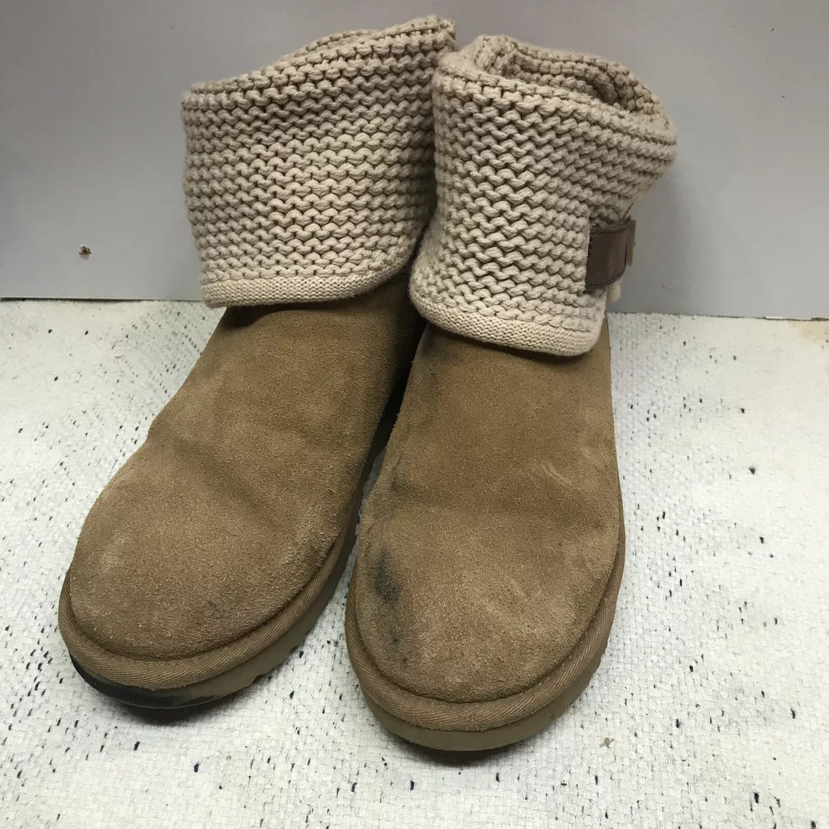 UGG Shaina Sweater Cuff Bootie