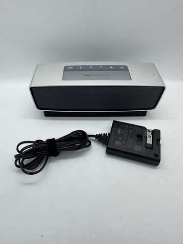 Bose SoundLink Mini Bluetooth Speaker Silver w/ Charging Cradle & Chord