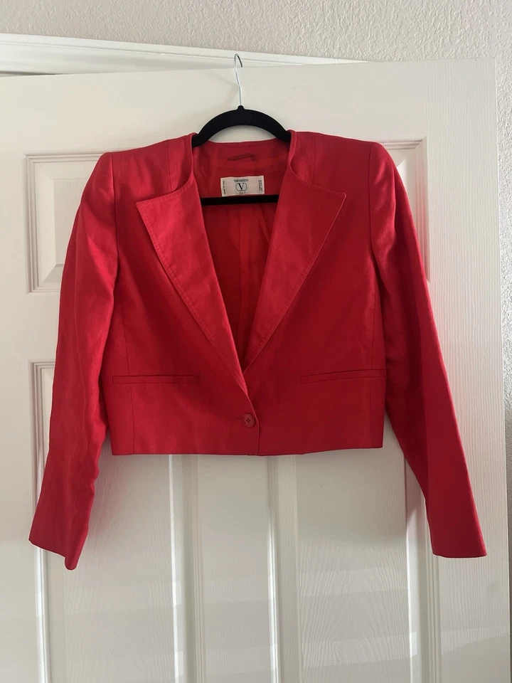 Blazer vintage de lino recortado Valentino rojo 42 Foto 2 de 4