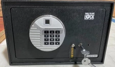 Ultimate Safe  0.3 cu ft Biometric Fingerprint Digital Home Office Small 20BIOM