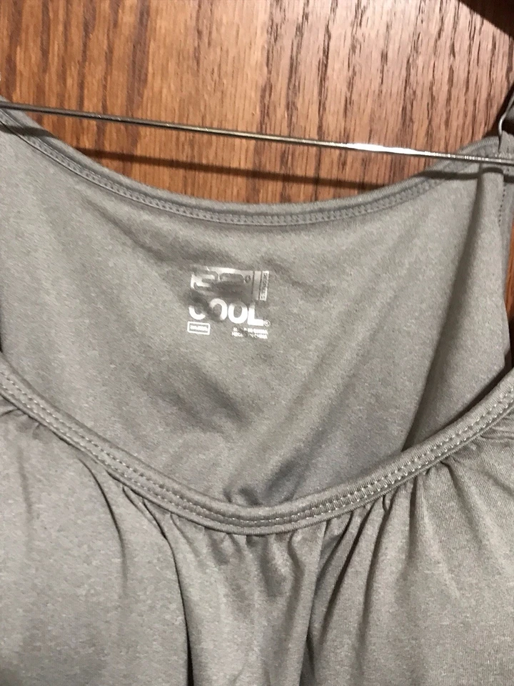 NUEVO SIN ETIQUETAS NUEVO 32 Degrees Cool Camiseta sin mangas para mujer Tazas incorporadas XXL Cami Calce relajado Gris Foto 4 de 4