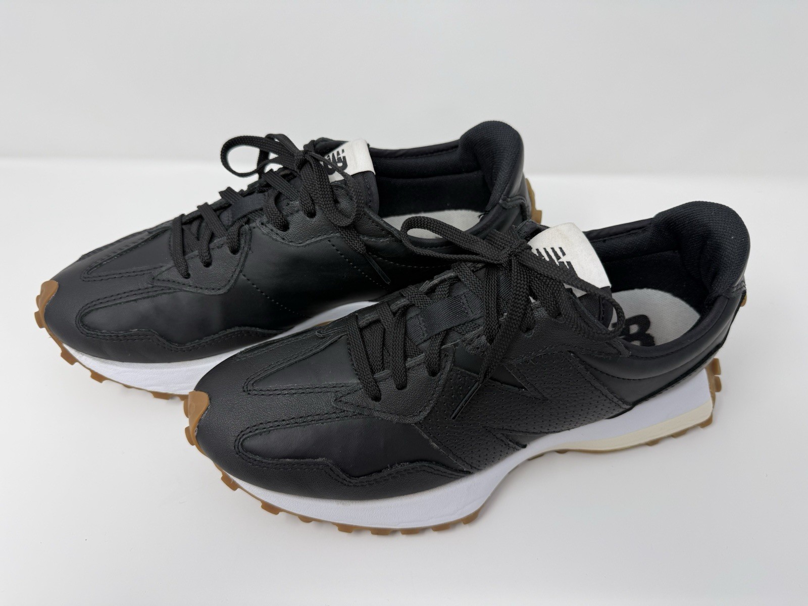 SUPER RARE! New Balance 327 Black Leather Low Top  Sneakers 8.5 Black Sea Salt image 3