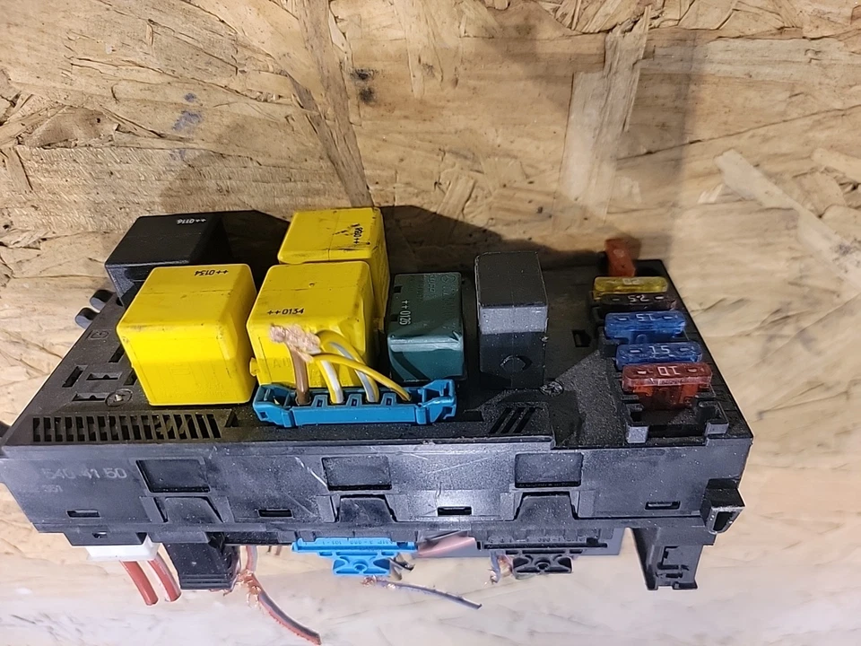 Mercedes CLK 320 CLK 430 2000-2003 MÓDULO DE ACTIVACIÓN DE SEÑAL SAM OEM 2085450132 Foto 3 de 3