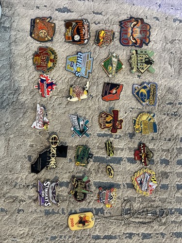 Lot of 26 Softball Baseball Team Enamel Trading Pins 2009 Must See