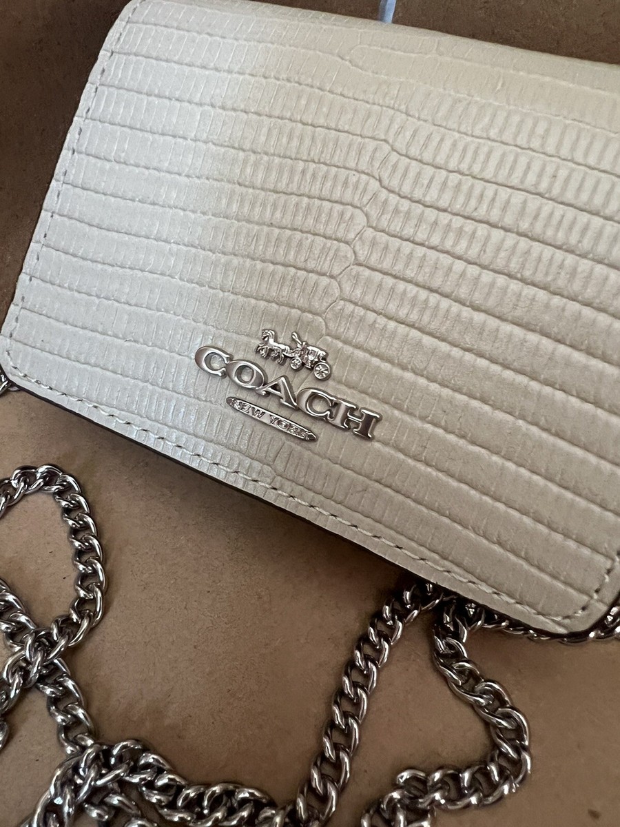COACH Mini Wallet On A Chain チェーン付ミニウォレット CR372 COACH® Outlet | Mini Wallet On A Chain