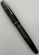 Parker Emerald Green Pearl Vacumatic Junior Fountain Pen Stripes Laminate