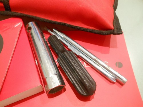 Ducati Supersport 800 - 1000 Street Version + Pouch + Tools # 913.7.088.1E - Picture 6 of 6