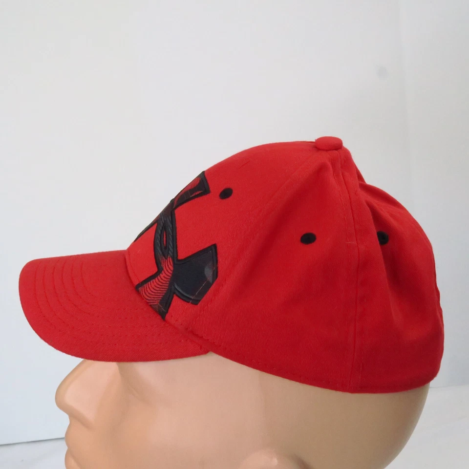 UA Under Armour Classic Fit Fitted Youth Red Black Embroidered Logo S/M P/M - Image 2 of 4