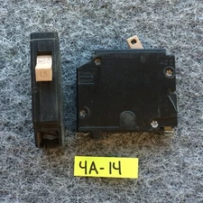 Lot of 2 Cutler Hammer CH115 1 Pole 15 Amp 120/240V Metal Foot Half Notch