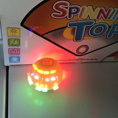 LOT of 5 UFO  Top Light Toy LED Light up Toy Music Flashing Spinner - Picture 15 of 16
