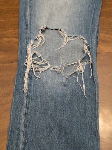 American Eagle Tomgirl Light Wash Button Fly High Rise Jeans Size 8 32x28  - Picture 13 of 19