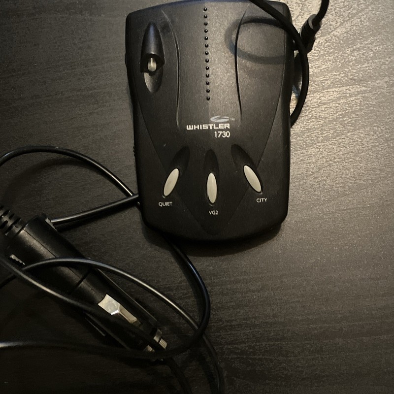 Whistler 1730 Radar Detector Audio/Visual Alerts City/Quiet Mode VG2 w/ Cord
