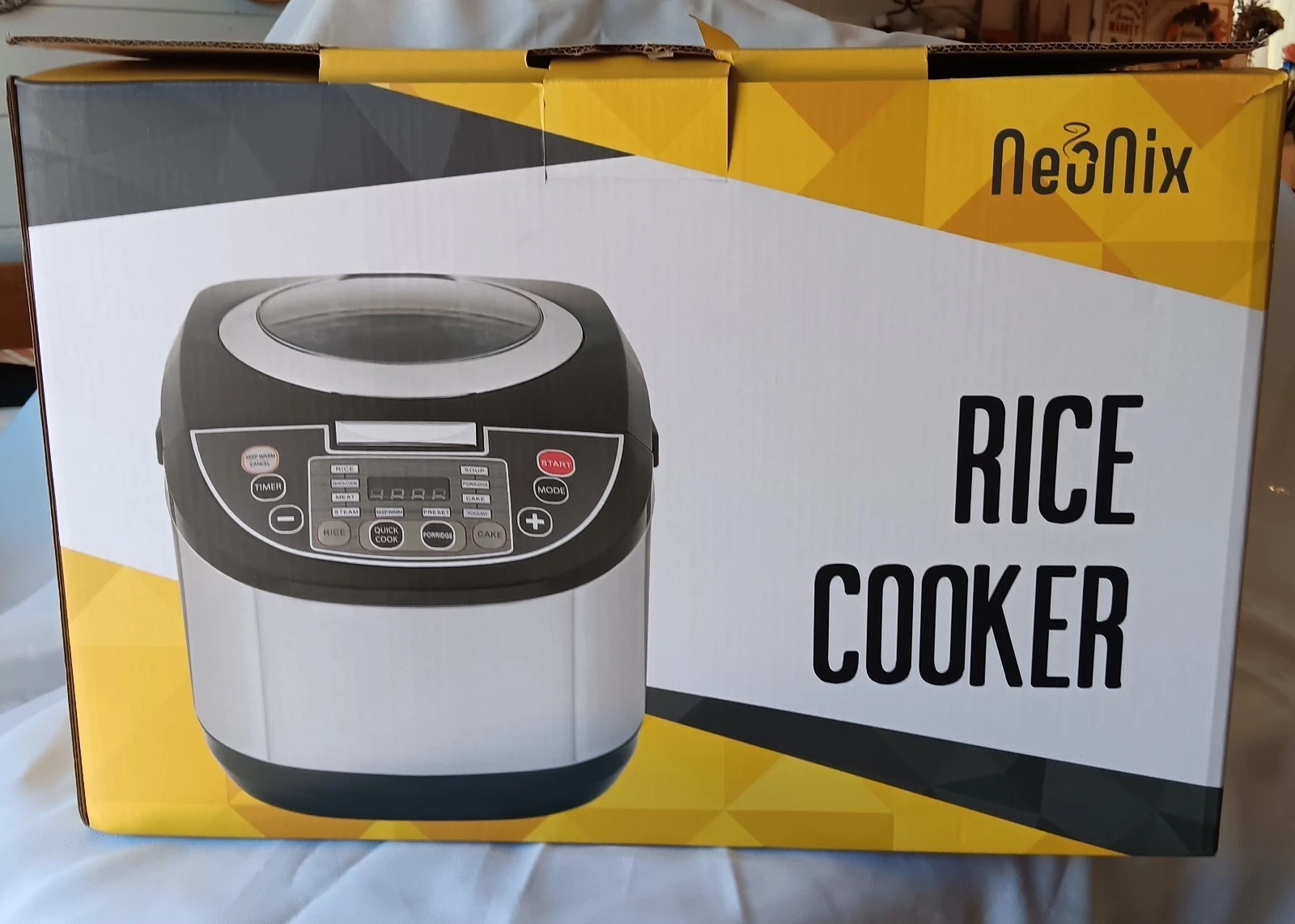 NEW! NeoNix Japanese Style 5 Liter (10 cup) Rice, Cake, Meat Digital Rice cooker
Opens in a new wind