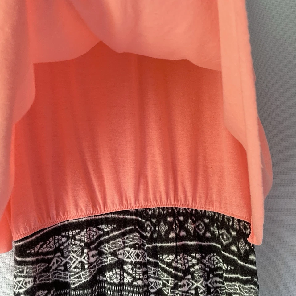 Camiseta sin mangas Rue21 Soft Mameluco para mujer talla pequeña melocotón negra blanca elástica azteca Foto 3 de 4